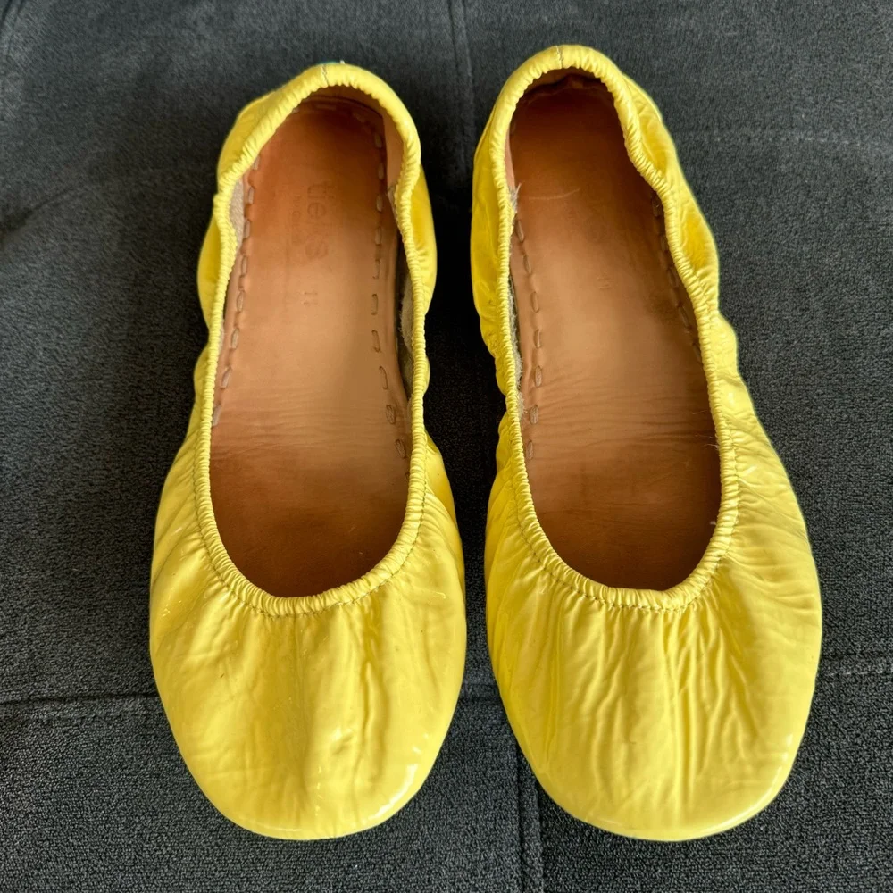 Tieks Yellow Flats with Green Soles - Picture 4 of 14